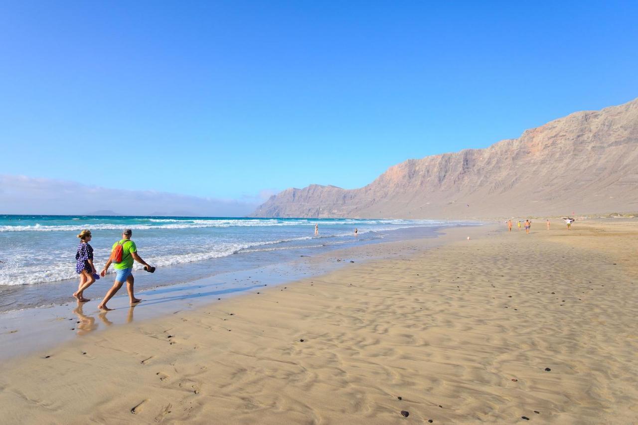 Famara Beach Apt Dış mekan fotoğraf