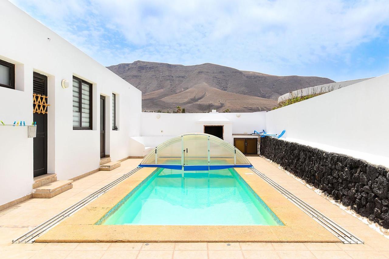 Famara Beach Apt Dış mekan fotoğraf